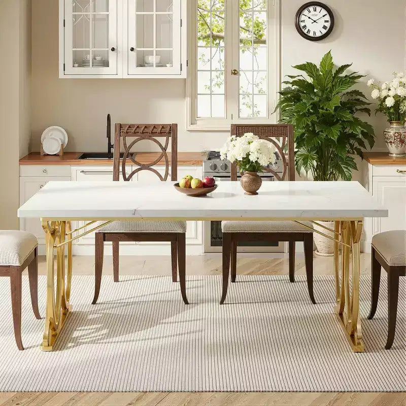 Table de salle à manger 63" pour 4-6 personnes, plateau en faux marbre blanc et cadre en acier doré