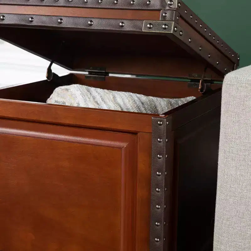 Table d'appoint de coffre marron avec rangement