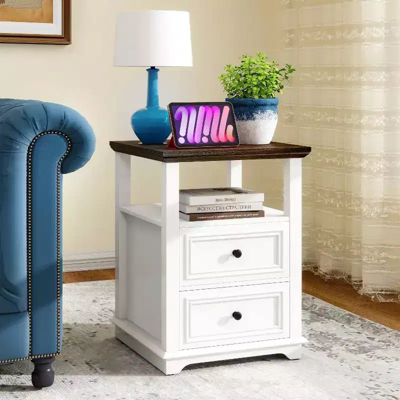 Table de chevet haute rustique en bois de 45,7 cm avec station de charge – Blanc