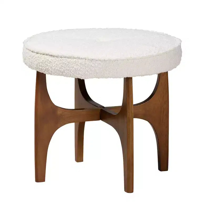Pouffe Japandi en tissu bouclé crème avec base en bois d'hévéa brun noyer