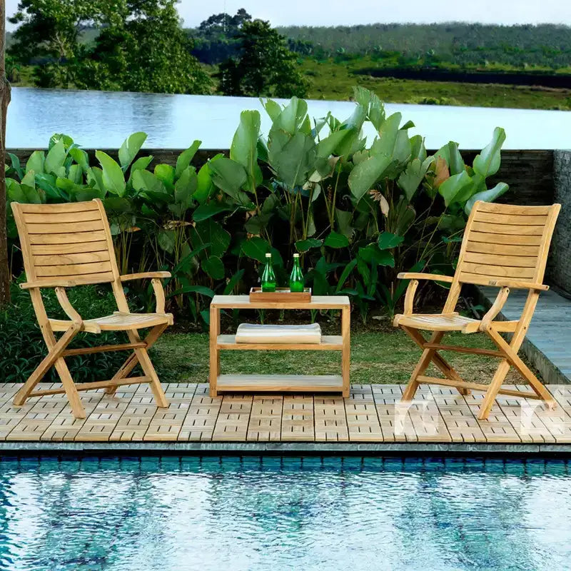 Chaise pliante de patio en teck naturel avec accoudoirs – Beige