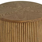 Table d'appoint ronde en chêne naturel rustique de 17,75" avec base cannelée marron